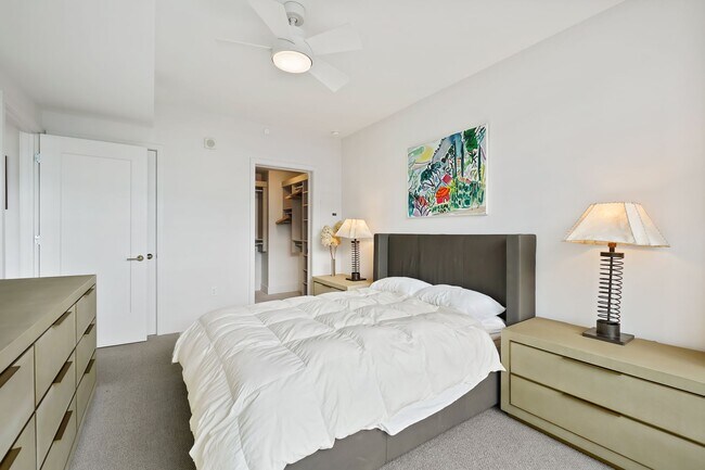 Building Photo - FURNISHED OR UNFURNISHED! One of the Most Desirable Locations On the Wharf!  1 Bed at the VIO! Av...