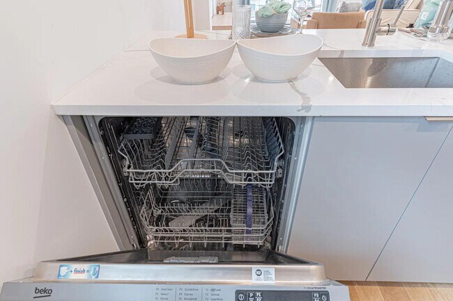 Building Photo - 1255 Decatur St