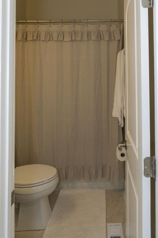 Building Photo - 801 Durant Pl NE