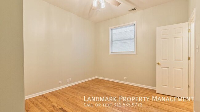 Building Photo - 1524 North Bosworth-Unit 2