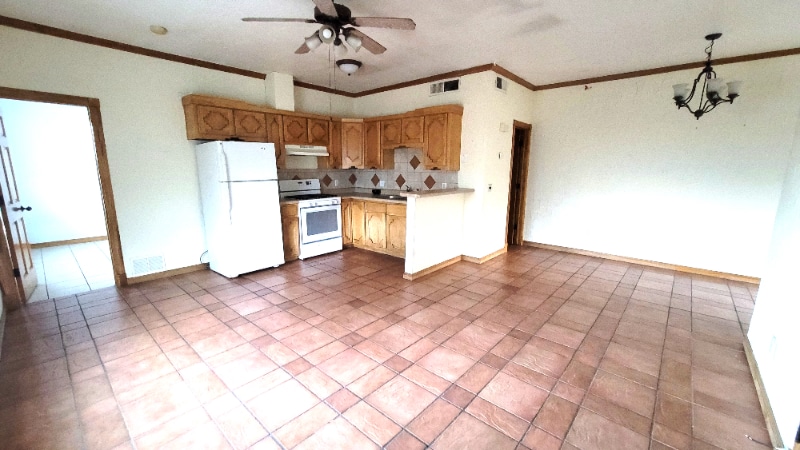 Building Photo - 2700 Memphis Ave