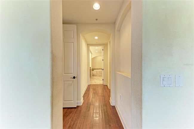 Building Photo - 5200 Manorwood Dr