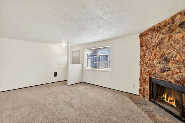 Building Photo - 4801 NE Killingsworth St