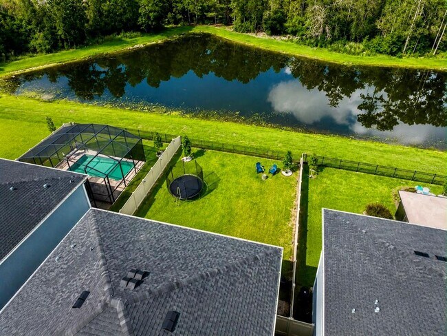 Building Photo - 3366 Sanctuary Dr