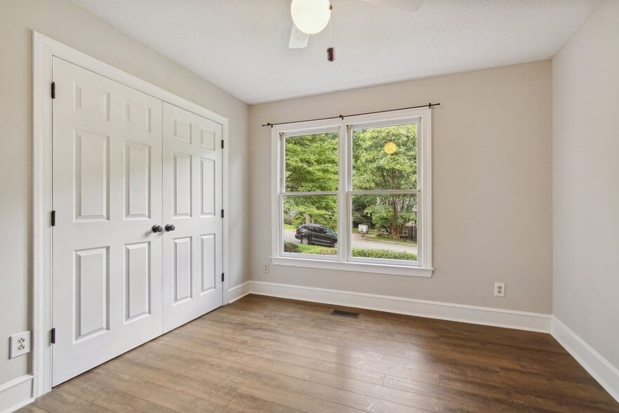 Building Photo - 7445 Deer Track Dr