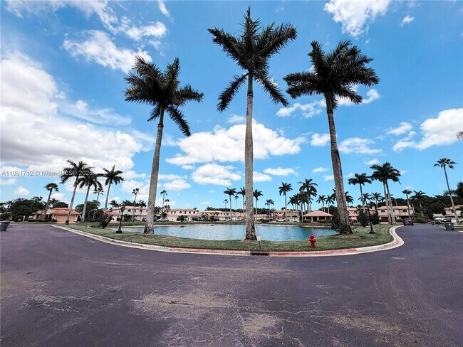 Building Photo - 9080 Villa Portofino Cir