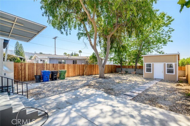 Building Photo - 10607 Whitegate Ave
