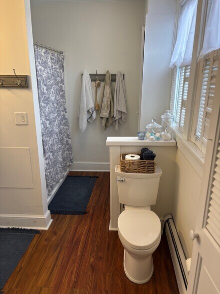 Building Photo - 341 Beaver St