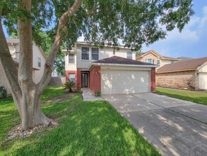 Building Photo - 11810 Rolling Stream Dr