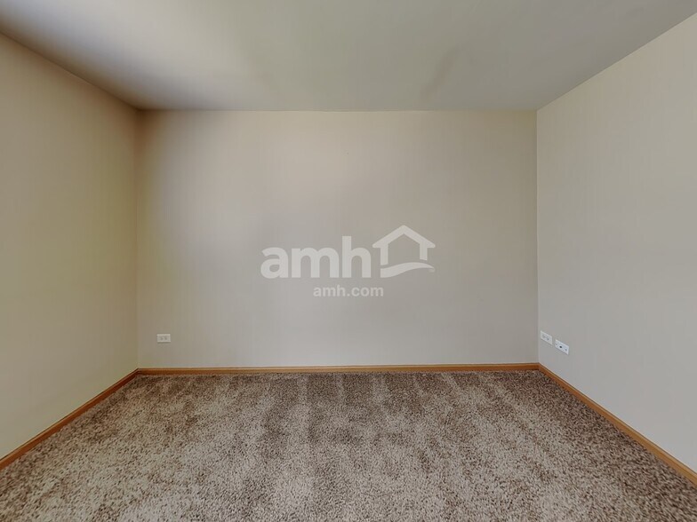 Building Photo - 5913 Arbor Gate Dr