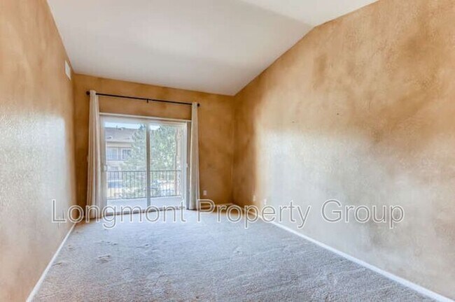 Building Photo - 1011 Sonoma Cir