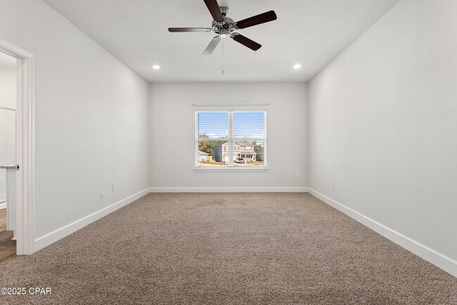 Building Photo - 3000 Rachel Pl