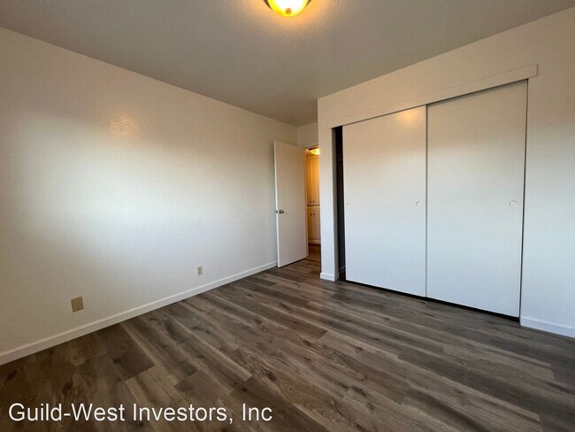 Building Photo - 2 br, 2 bath House - 7965 Leona Way #C