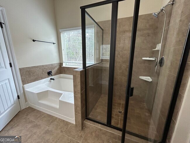 Building Photo - 2942 Dobbs Ct