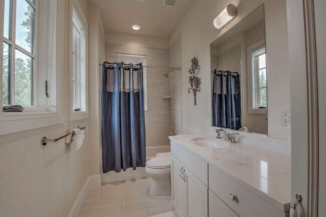 Building Photo - Winter Rental