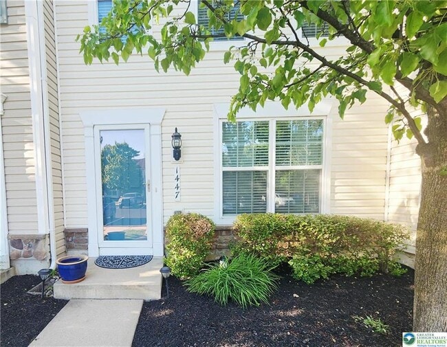Building Photo - 1447 Artisan Ct