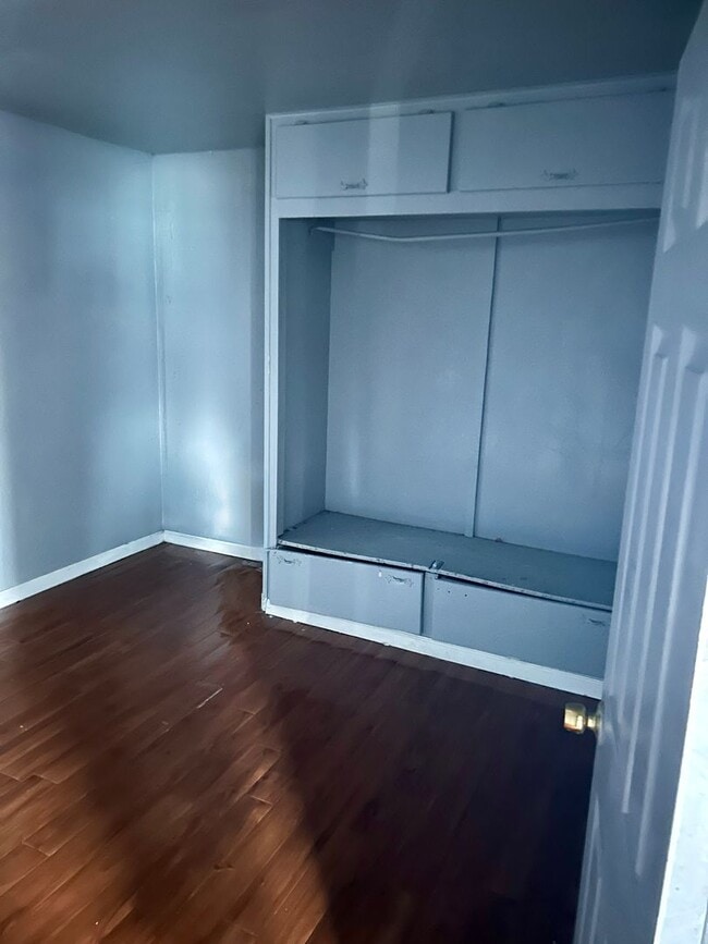 Building Photo - 6431 W Canal Blvd