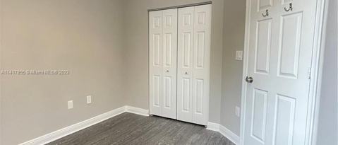 Building Photo - 6524 Hidden Cove Dr