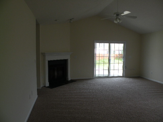 Building Photo - Cul-De-Sac Home in Carolina Pines Community!