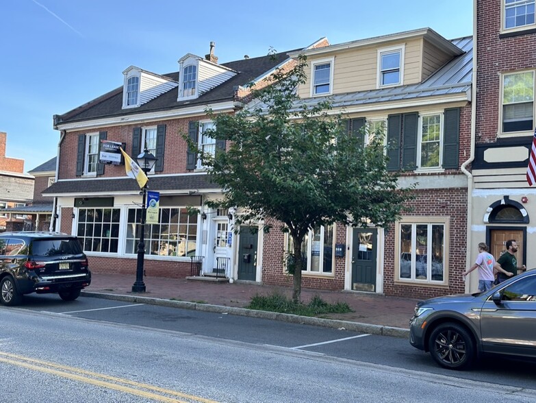 Building Photo - 328 High St
