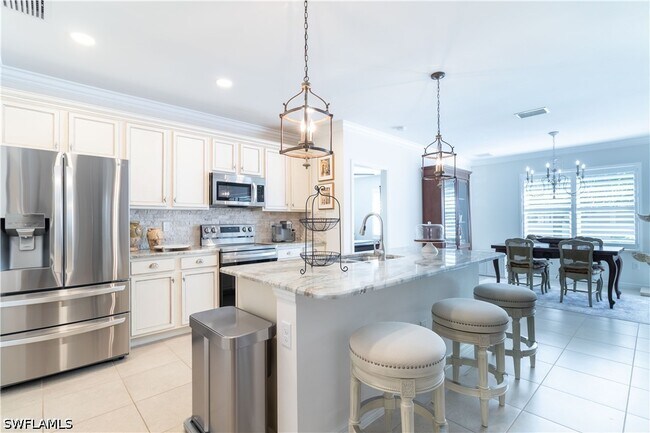 Building Photo - 26987 Wildwood Pines Ln