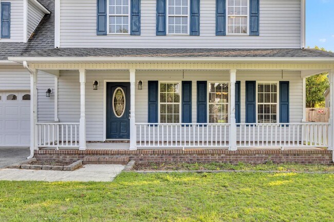 Building Photo - 3 bedroom with BONUS! Fenced Yard