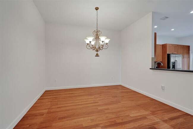 Building Photo - 2724 Treasure Cove Cir