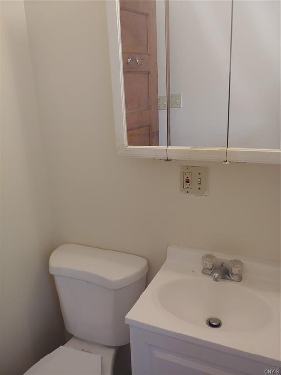 Building Photo - 205 Cadwell St