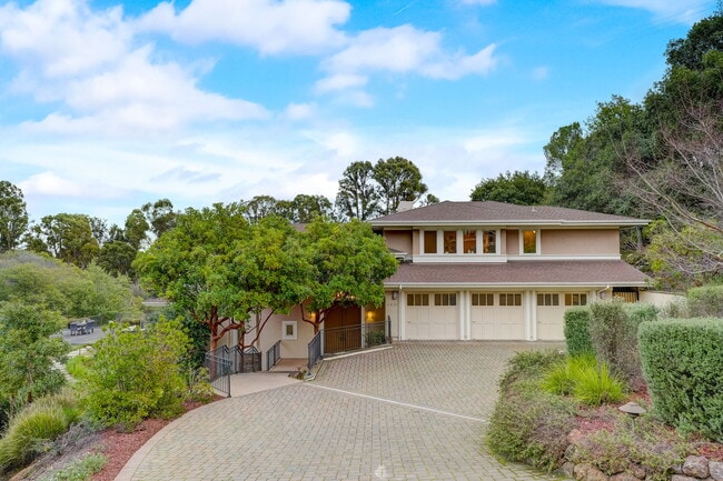 Building Photo - 140 Emerald Estates Ct