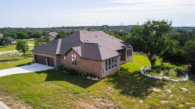 Building Photo - 101 Woodstock Cir