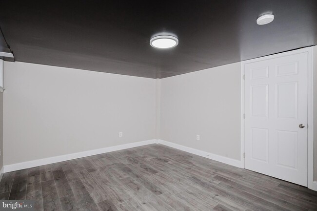 Building Photo - 72 Stemmers Run Rd
