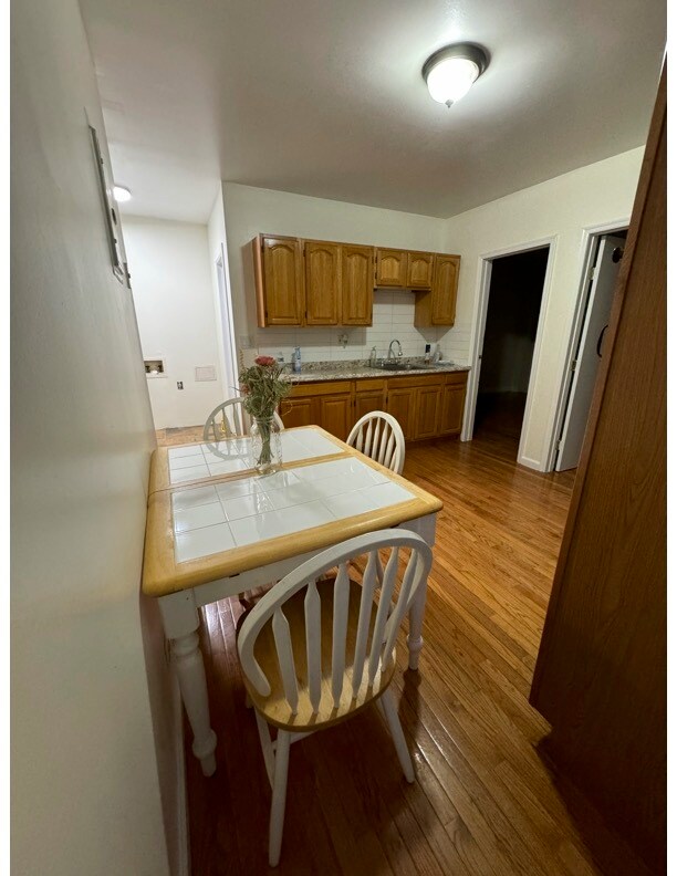 Kitchen - 6865 76th St