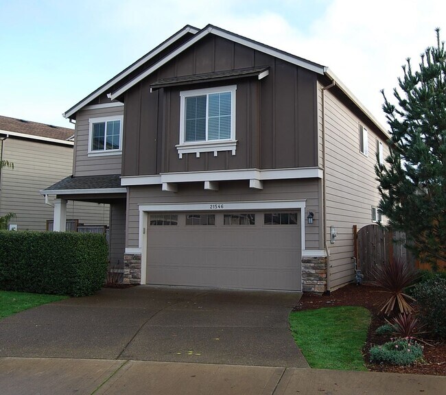 Primary Photo - 4 Bedroom 2.5 Bath Home Sherwood OR