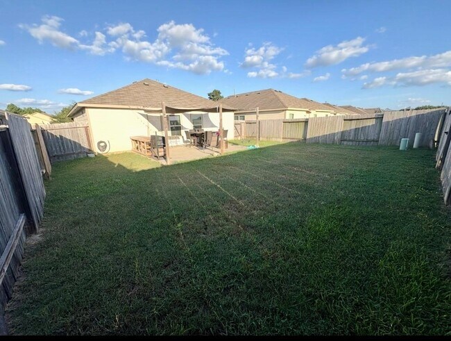 Building Photo - 21023 Twining Rose Ln