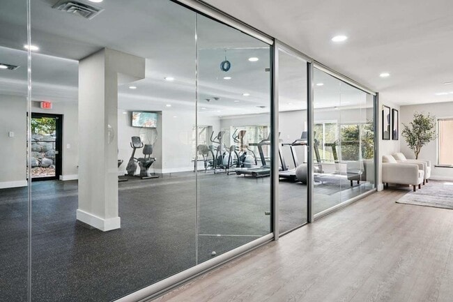 Building Photo - 1132 Morraine View Dr