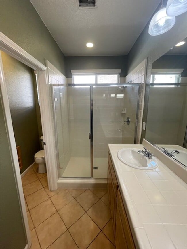 Building Photo - Desirable Folsom Property Near Russell Ranch Elementary School!