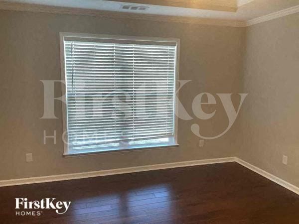 Building Photo - 956 Woodbury Rd