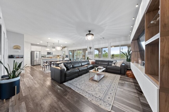 Building Photo - Luxury Dream Home with Unmatched Views and Resort-Style Amenities