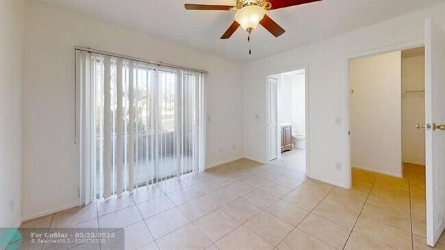Building Photo - 1705 Palm Cove Blvd