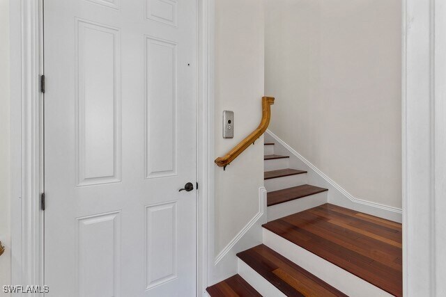 Building Photo - 405 Tradewinds Ave