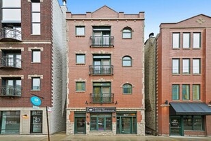 Building Photo - 821 N Milwaukee Ave