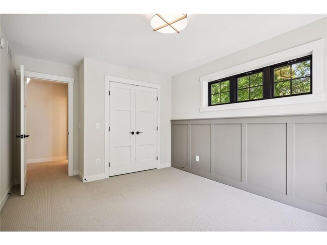 Building Photo - 21845 Byron Cir