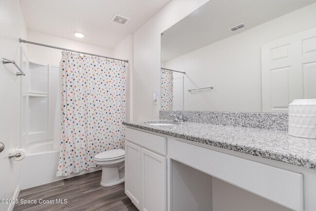 Building Photo - 1043 Corbin Cir SW