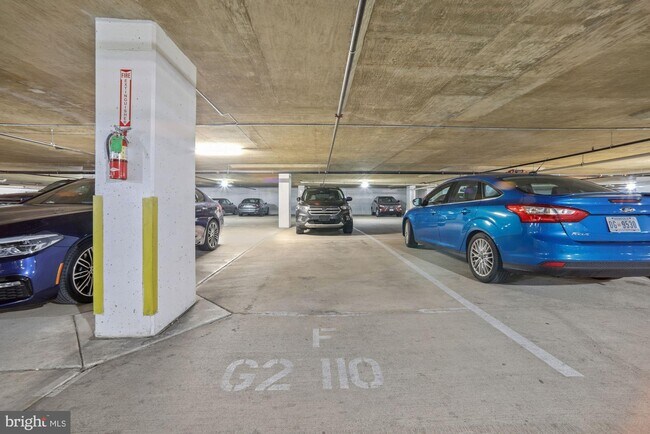 Building Photo - 1391 Pennsylvania Ave. SE