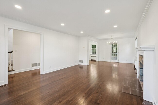 Building Photo - 71 Tamarack Rd