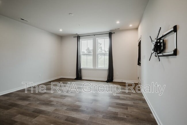 Building Photo - 14479 Hancock Towns Dr