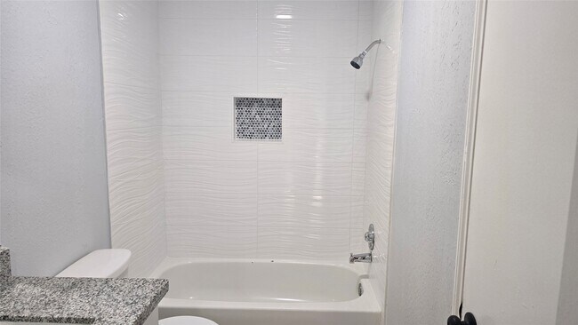 Building Photo - 15135 Beechnut St