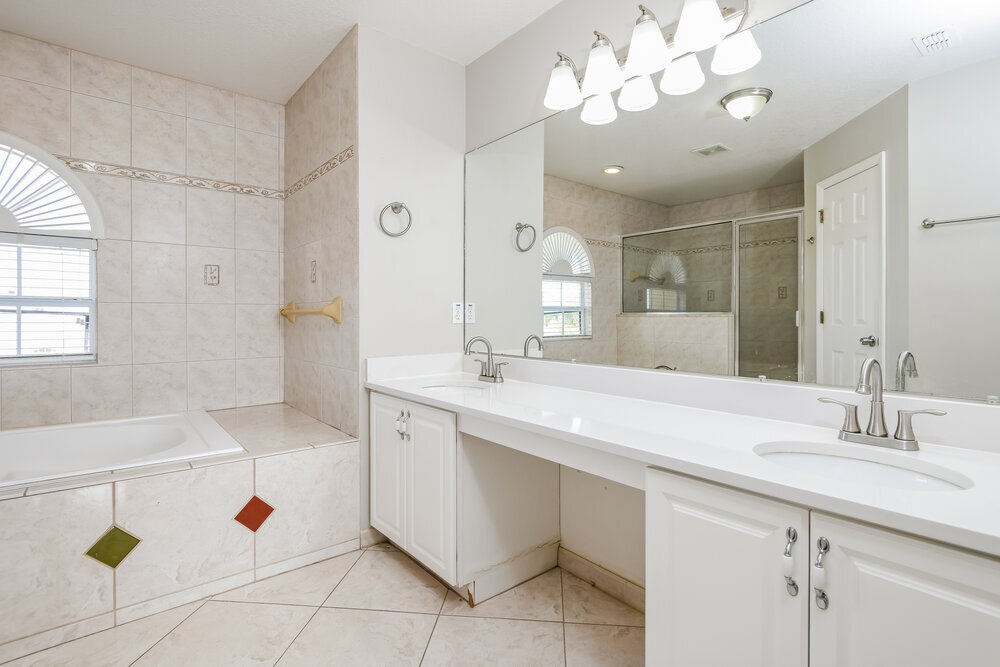 Building Photo - 4560 Ficus Tree Rd