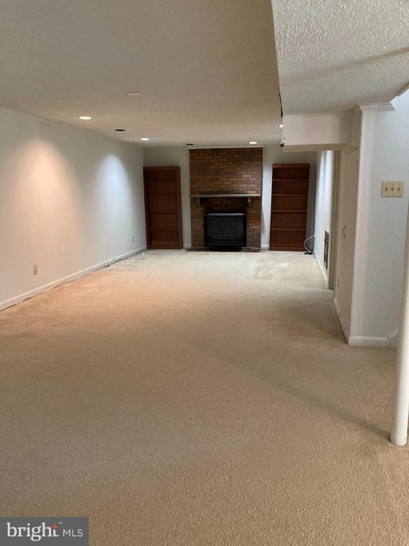 Building Photo - 852 Constellation Dr