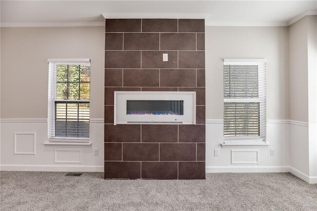 Building Photo - 960 N Grand Ave NW